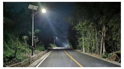 太陽(yáng)能路燈廠家制作的路燈性?xún)r(jià)比如何