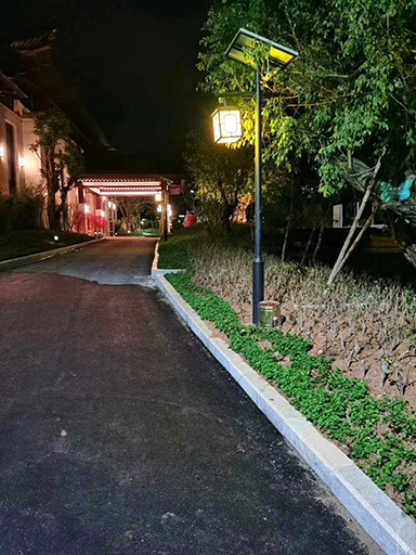 太陽(yáng)能庭院燈在中東地區(qū)的青睞